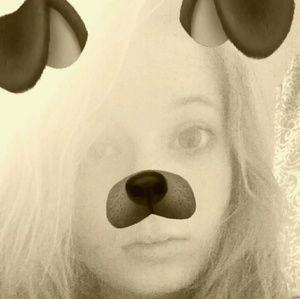 Meet your Posher, Rebekah